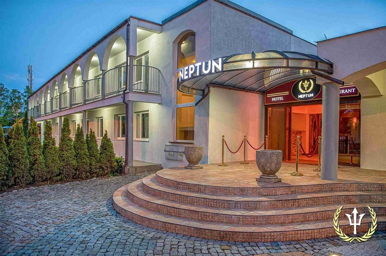 Отель Hotel Neptun Ястшембя-Гура-4