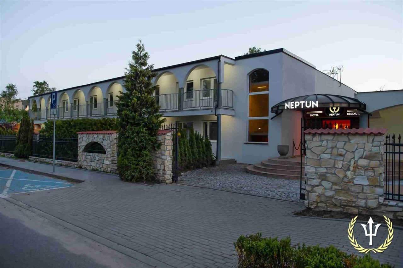 Отель Hotel Neptun Ястшембя-Гура-14