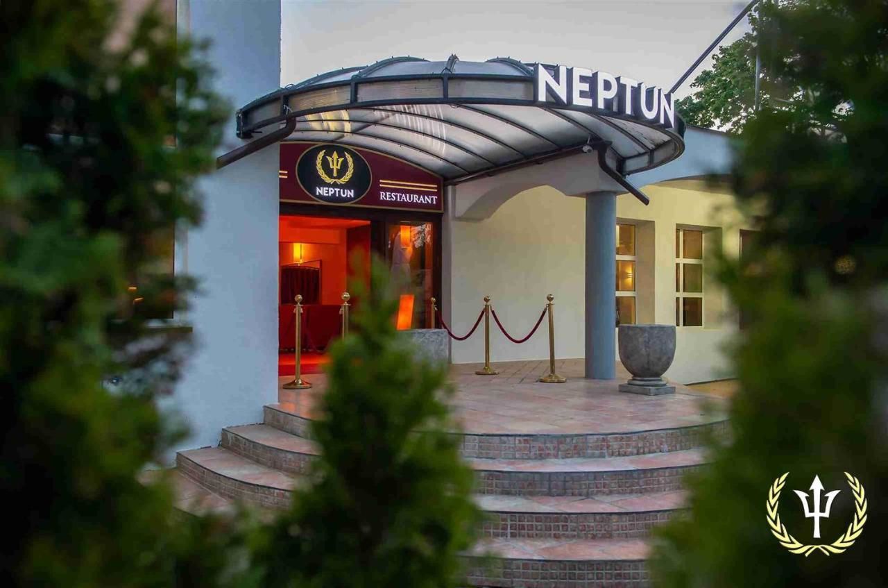 Отель Hotel Neptun Ястшембя-Гура-12